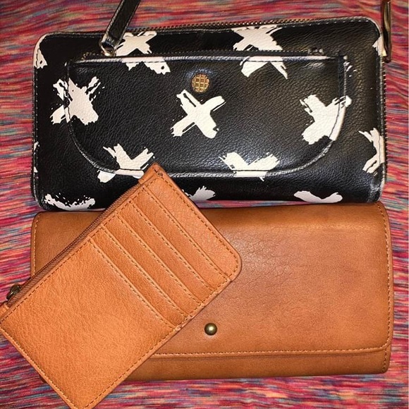 Women’s Wallets and coin pouch with card pockets - Picture 1 of 7